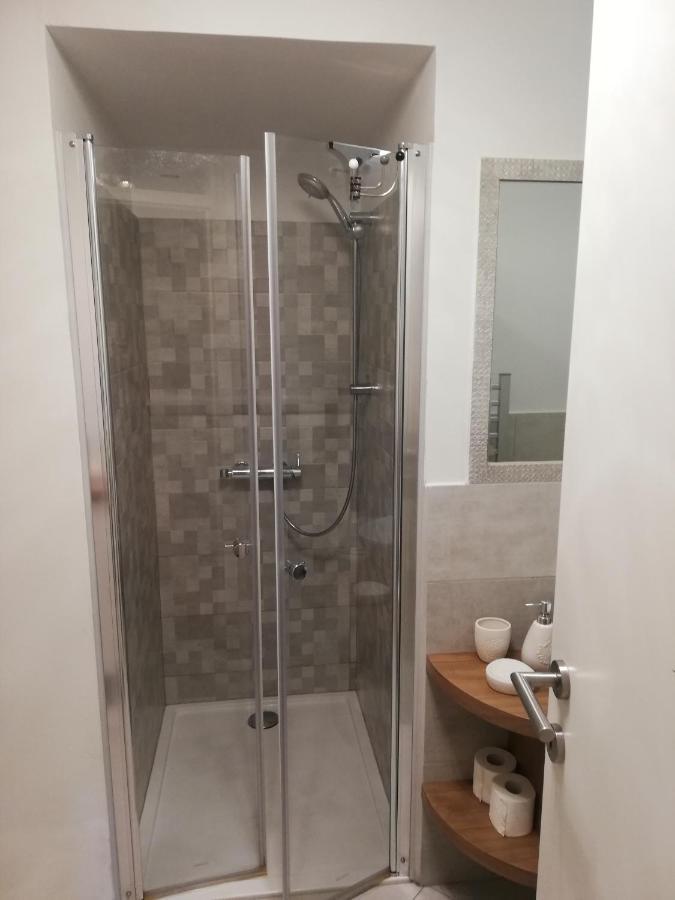 Apartma Salvia-Guest House Люция Екстериор снимка