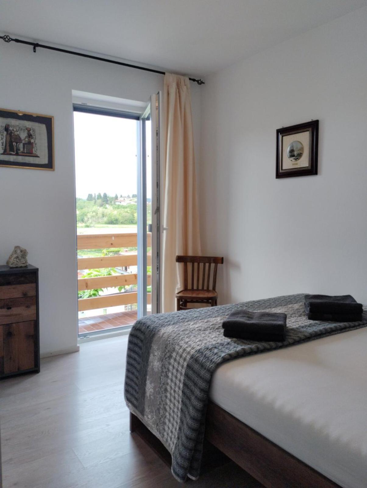 Apartma Salvia-Guest House Люция Екстериор снимка